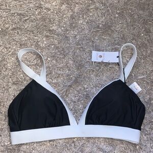 Shade & Shore Padded Black and White Triangle Bikini Top size M(8-10) NWT